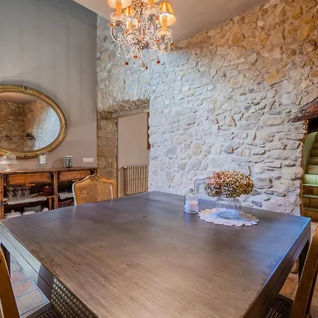 Flateli Vakantiehuis Vulpellac