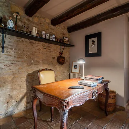 Flateli Holiday home *